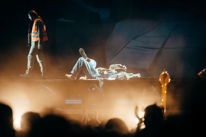 Alligatoah beim Sputnik Spring Break Festival 2023. Das Festival wird vom Radiosender MDR Sputnik präsentiert und fand über die Tage vom 26. Mai bis 29. Mai bei Bitterfeld statt. Es traten eine Vielzahl bekannter Bands und Musiker*innen auf, sowohl national als auch international bekannt. ** Alligatoah at the Sputnik Spring Break Festival 2023. The festival is presented by the radio station MDR Sputnik and took place over the days from 26 May to 29 May near Bitterfeld. A variety of well-known bands and musicians performed, both nationally and internationally known.