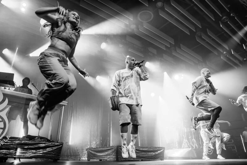 Culcha Candela heizt der ausverkauften Rheinterasse ein. Impressionen von der Schauinsland-Reisen Jazz Rally am 27.05.2023. * Culcha Candela heizt der ausverkauften Rheinterasse ein. Impressions from the Schauinsland-Reisen Jazz Rally on May 27, 2023.