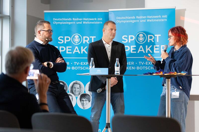 Olympiasieger André Lange und Kati Wilhelm beim Sport Marke Medien am Media Day der ISPO 2024, einer Fachmesse und Business-Festival für die Sport-, Lifestyle-, Health- und Techindustrie am 02.12.2024 in München. -- Olypic gold medalists Andre Lange und Kati Wilhelm at the Sport Marke Medien at the Media Day of the ISPO 2024, a trade fair and business festival fot the sports, lifestyle and tech industry on December 2nd, 2024 in Munich, Germany.