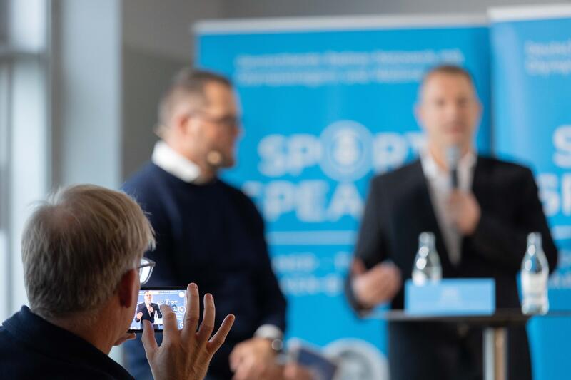 Olympiasieger André Lange und Kati Wilhelm beim Sport Marke Medien am Media Day der ISPO 2024, einer Fachmesse und Business-Festival für die Sport-, Lifestyle-, Health- und Techindustrie am 02.12.2024 in München. -- Olypic gold medalists Andre Lange und Kati Wilhelm at the Sport Marke Medien at the Media Day of the ISPO 2024, a trade fair and business festival fot the sports, lifestyle and tech industry on December 2nd, 2024 in Munich, Germany.