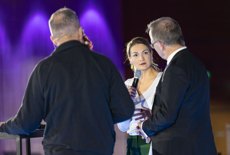 Gesundheitsministerin Judith Gerlach ( CSU ) beim Sport Marke Medien am Media Day der ISPO 2024, einer Fachmesse und Business-Festival für die Sport-, Lifestyle-, Health- und Techindustrie am 02.12.2024 in München.   --   Health Minister Judith Gerlach ( CSU ) at the Sport Marke Medien at the Media Day of the ISPO 2024, a trade fair and business festival fot the sports, lifestyle and tech industry on December 2nd, 2024 in Munich, Germany.