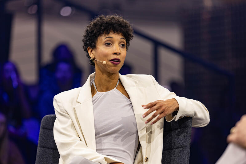 Olympiasiegerin Malaika Mihambo wird am 4.12.2024 auf der ISPO, einer Fachmesse und Business-Festival für die Sport-, Lifestyle-, Health- und Techindustrie, in München interviewt. -- Olympic Gold Medalist Malaika Mihambo getting interviewed at the ISPO, a trade fair and business festival fot the sports, lifestyle and tech industry, on Decmeber 4, 2024 in Munich, Germany