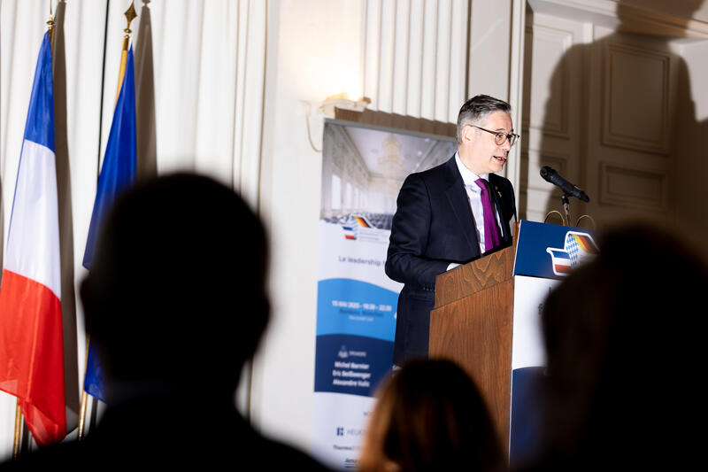 Alexandre Vulic, Generalkonsul der Französischen Republik in München, bei der Feier zu 40 Jahre Club Éco - Deutsch-französischer Wirtschaftsclub in Bayern am 15.05.2025 im Max-Joseph-Saal der Residenz in München.   --   Alexandre Vulic, general counsil of France, at the celebration of 40 years of the Club Eco - German-French Economic Club in Bavaria on May 15, 2025 in the Max-Joseph-Saal in the residence in Munich, Germany.