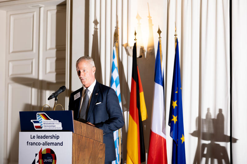 Stephan Oberacher, Vorsitzender Club Éco, bei der Feier zu 40 Jahre Club Éco - Deutsch-französischer Wirtschaftsclub in Bayern am 15.05.2025 im Max-Joseph-Saal der Residenz in München.   --   Stephan Oberacher, president Club Eco, at the celebration of 40 years of the Club Eco - German-French Economic Club in Bavaria on May 15, 2025 in the Max-Joseph-Saal in the residence in Munich, Germany.