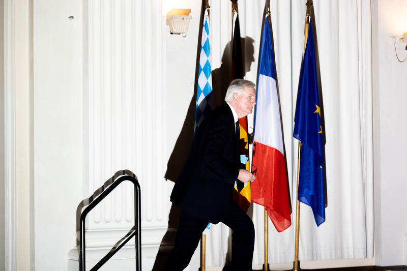 Michel Barnier, LR, ehem. Premierminister, Außenminister, Landwirtschaftsminister, EU- Kommissar, bei der Feier zu 40 Jahre Club Éco - Deutsch-französischer Wirtschaftsclub in Bayern am 15.05.2025 im Max-Joseph-Saal der Residenz in München.   --   Michel Barnier, LR, former prime minister of France and EU commissioner, at the celebration of 40 years of the Club Eco - German-French Economic Club in Bavaria on May 15, 2025 in the Max-Joseph-Saal in the residence in Munich, Germany.