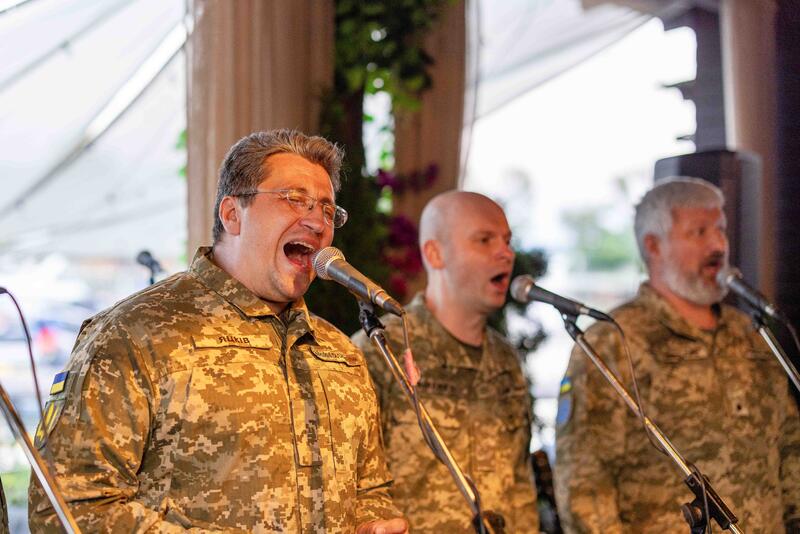 Konzert von zwei Gruppen der Cultural Forces bei einem Event im Bartolomeo am Yachthafen von Dnipro am 5. September 2025.     Concert by two Cultural Forces groups at an event in Bartolomeo at the Dnipro marina on September 5, 2025.