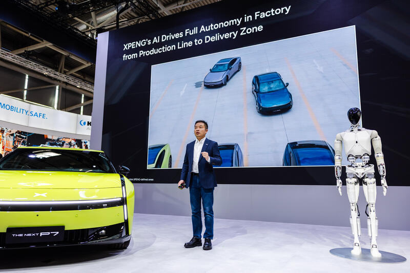 He Xiaopeng, chairman, bei der Pressekonferenz von Guangzhou Xiaopeng Motors Technology Co., Ltd. - XPeng Motors am Media Day der IAA Mobility am 08.09.2025 in München.   --    He Xiaopeng, chairman, at the press conference of Guangzhou Xiaopeng Motors Technology Co., Ltd. - XPeng Motors on the Media Day of the IAA Mobility on Septmber 08, 2025 in Munich, Germany.