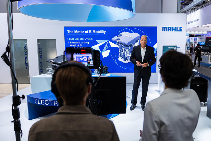 Arnd Franz, Chairman & CEO, bei der Pressekonferenz von Mahle GmbH am Media Day der IAA Mobility am 08.09.2025 in München.   --    Arnd Franz, Chairman & CEO, at the press conference of Mahle on the Media Day of the IAA Mobility on Septmber 08, 2025 in Munich, Germany.