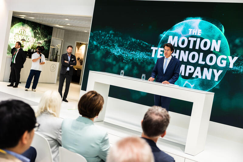 Klaus Rosenfeld, CEO, bei der Pressekonferenz von Schaeffler Technologies AG & Co. KG am Media Day der IAA Mobility am 08.09.2025 in München.   --   Klaus Rosenfeld, CEO, at the press conference of Schaeffler Technologies AG & Co. KG on the Media Day of the IAA Mobility on Septmber 08, 2025 in Munich, Germany.