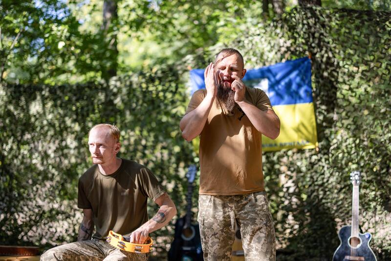 Konzert der Cultural Forces in einem Trainingscamp der 156. Brigade, fotografiert am 7. September 2025.      Cultural Forces concert at a trainig camp of the 156. Brigade. Photographed on September 7, 2025.