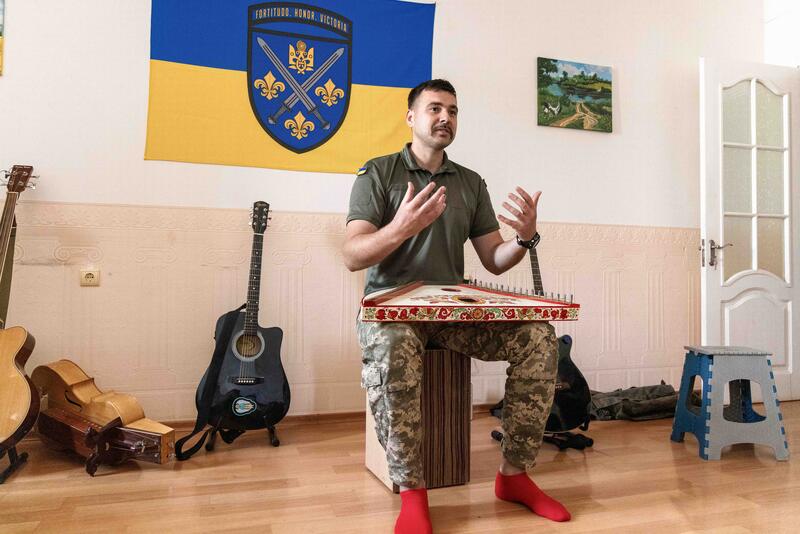 Mikhailo Volk an der Gusla. Fotografiert am 9. September 2025.     Mikhailo Volk at the Gusla. Photographed on 9 September 2025.