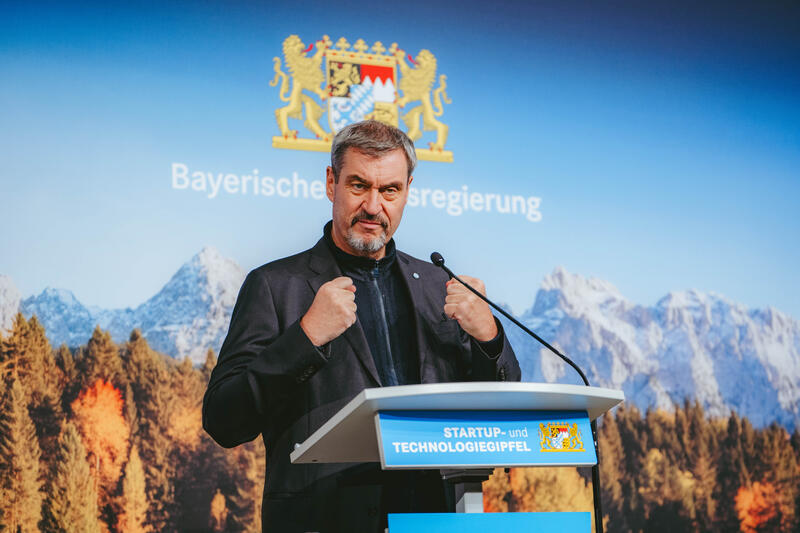 Pressekonferenz zum Startup- und Technologiegipfel in Bayern - von Mex Ludwig