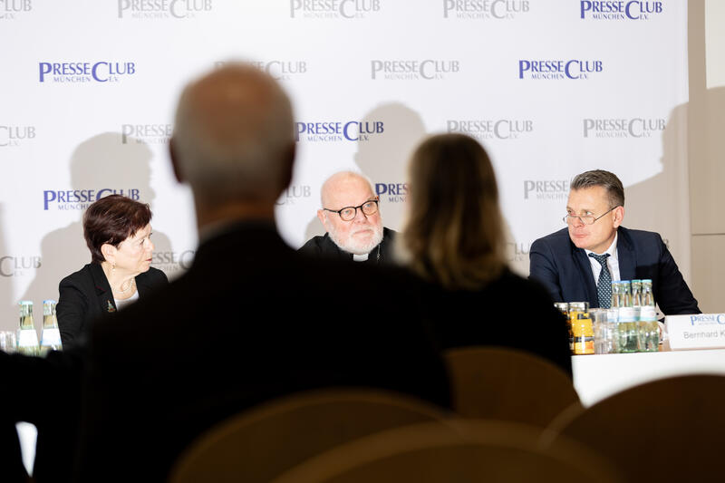 Kardinal Reinhard Marx im Presseclub München - von Alexander Pohl