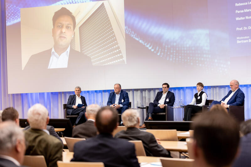 Kongress zu Modernisierung und Digitalisierung der vbw in München - von Alexander Pohl