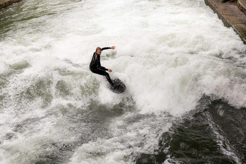 Eisbach-Surfers Active Again - by Alexander Pohl