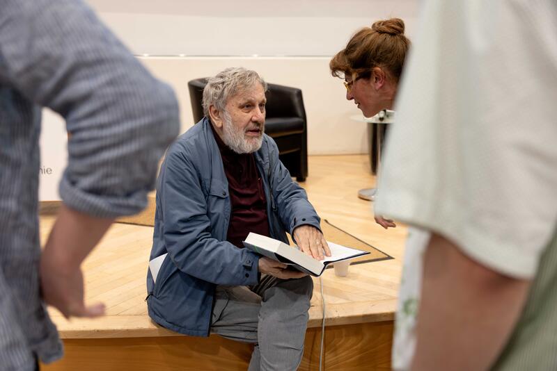 Slavoj Žižek spricht an der Hochschule für Philosophie in München - von Alexander Pohl