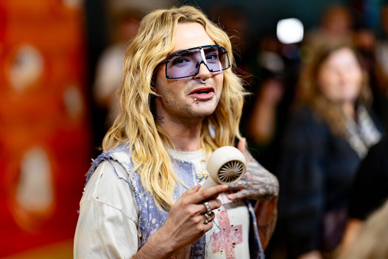 Bill Kaulitz bei der Deutschlandpremiere des Kinofilms MINIONS & MONSTER am 28.06.2026 im Mathäser Filmpalast in München.   --   Bill Kaulitz at the German Premiere of the movie Minions & Monsters on June 28, 2026 in the Mathaeser Filmpalast cinema in Munich, Germany.