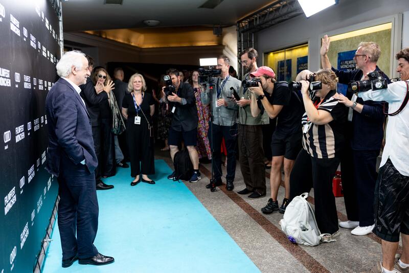 Toni Servillo bei der Verleihung des CineMerit Award an den italienischen Schauspieler und Regisseur Toni Servillo im Rahmen des 43. Filmfest München am 29.06.2026 im Gloria Filmpalast in München.   --   Toni Servillo at the award ceremony of the CineMerit Award to the Italian actor and director Toni Servillo during the 43th Munich Film Festival on June 29, 2026 in the Gloria Filmpalast cinema in Munich, Germany.