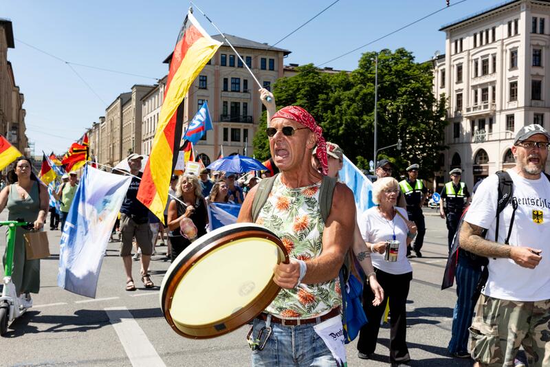 Erneute Merz Muss Weg Demo in München - von Alexander Pohl