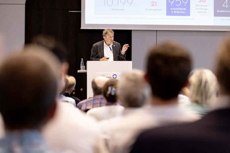Munich Economic Debates: Gesundheitsversorgung - von Alexander Pohl